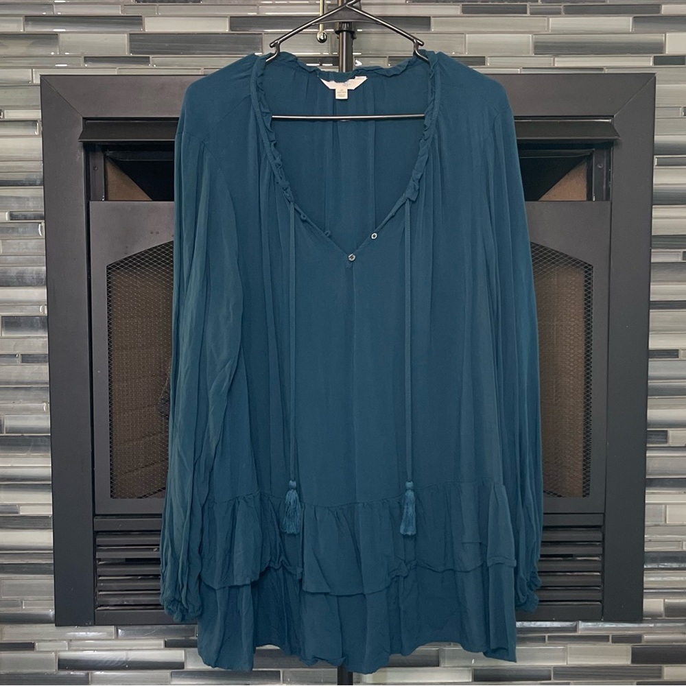 Terra & Sky Dressbarn Long Sleeve Tassel Woven Top- Deep Emerald- Size: 1XL / XL